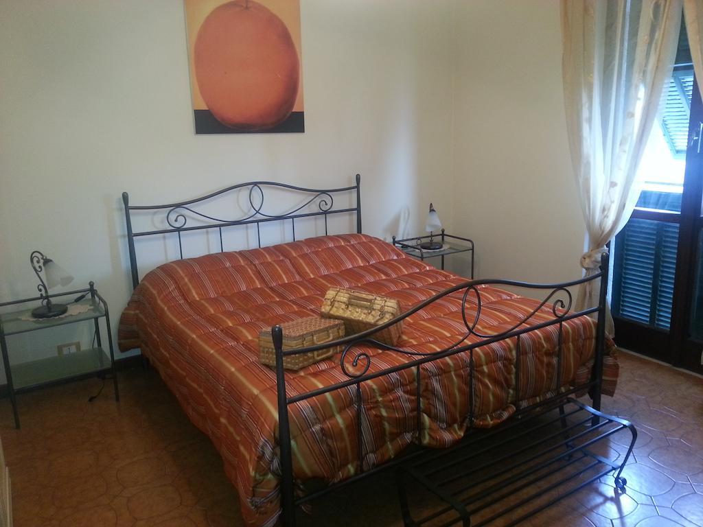 Pietra Preziosa Bed & Breakfast Пиетра Лигуре Стая снимка